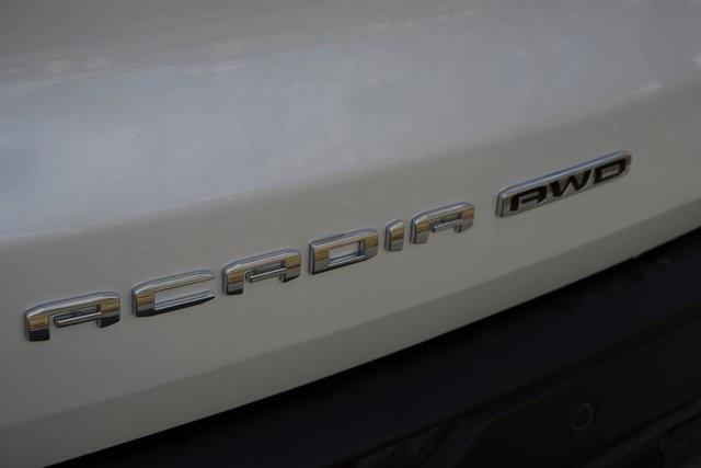 new 2025 GMC Acadia car, priced at $50,890