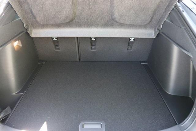 new 2025 Buick Envista car, priced at $28,961