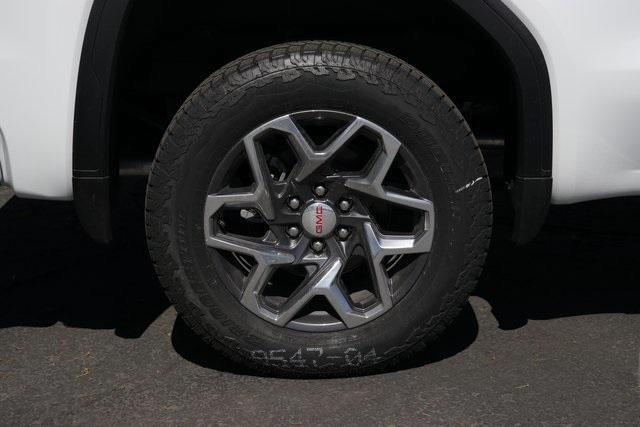new 2024 GMC Sierra 1500 car, priced at $55,870