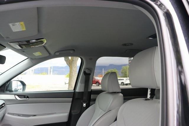 used 2025 Hyundai Palisade car, priced at $36,990