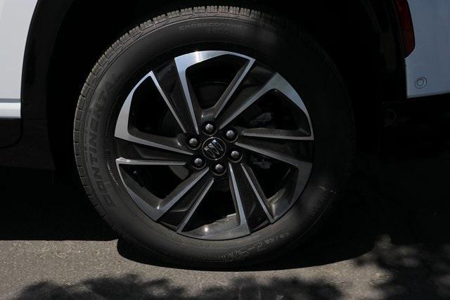 new 2025 Buick Enclave car, priced at $54,240