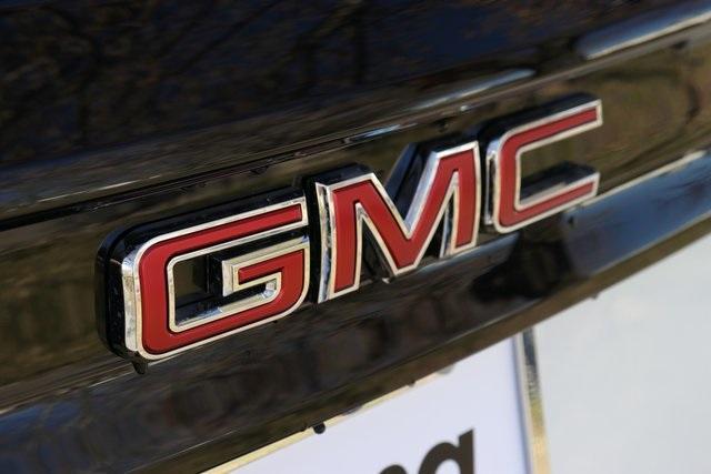 new 2025 GMC Acadia car, priced at $50,335