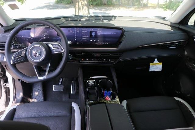 new 2025 Buick Envision car, priced at $39,958