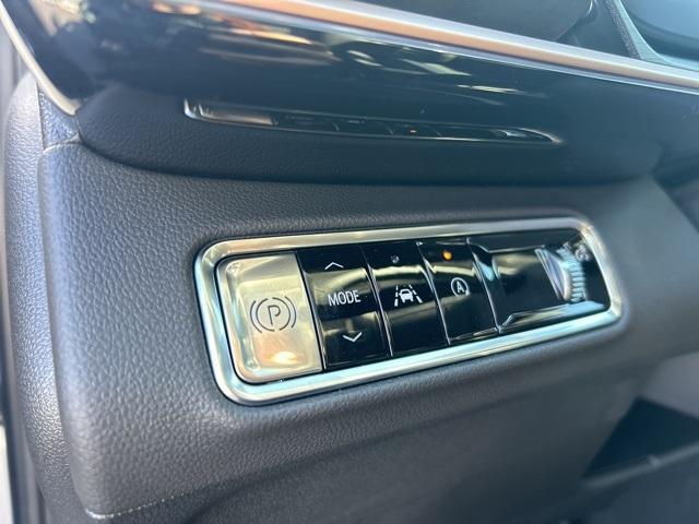 new 2025 Buick Envision car, priced at $42,401