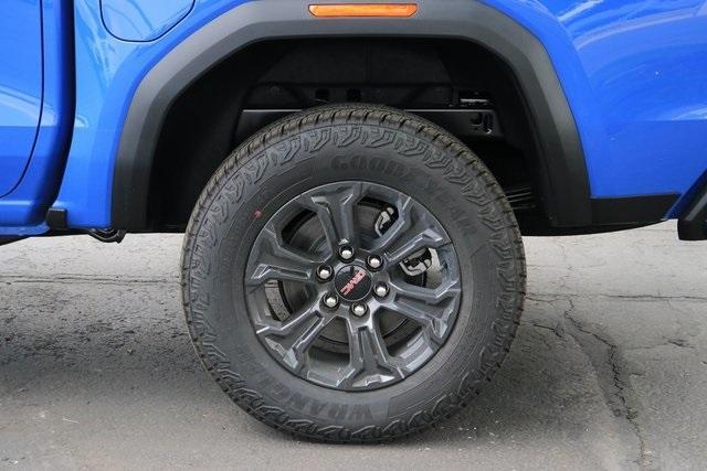 new 2025 GMC Canyon car, priced at $43,075