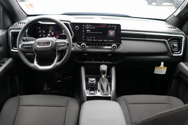 new 2025 GMC Canyon car, priced at $43,075