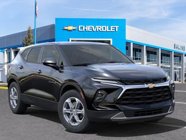 new 2025 Chevrolet Blazer car, priced at $34,116