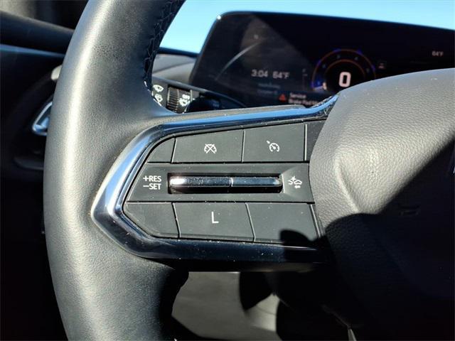 used 2024 Chevrolet Traverse car, priced at $38,350