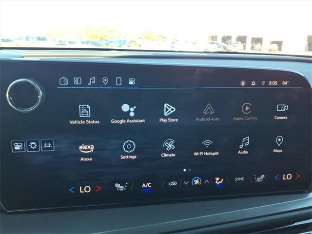 used 2024 Chevrolet Traverse car, priced at $38,350