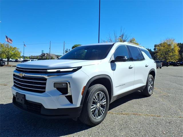 used 2024 Chevrolet Traverse car, priced at $38,350