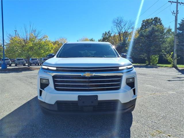 used 2024 Chevrolet Traverse car, priced at $38,350