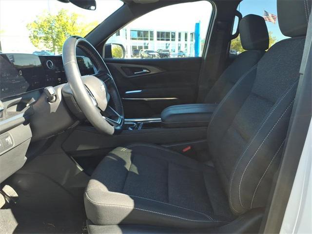 used 2024 Chevrolet Traverse car, priced at $38,350
