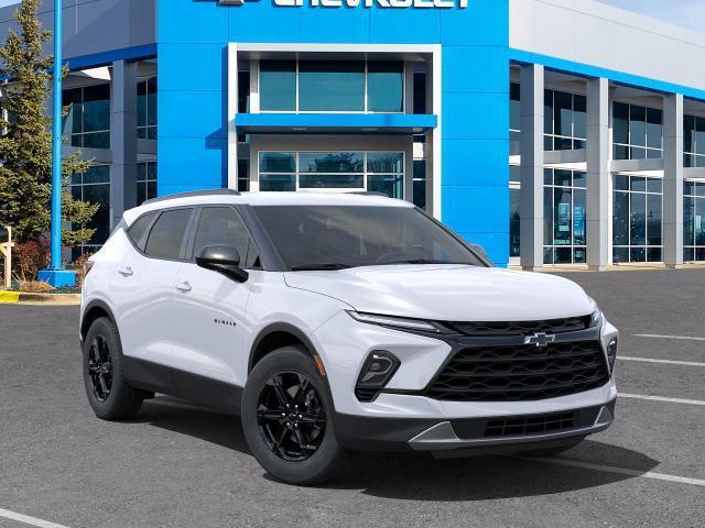 new 2025 Chevrolet Blazer car, priced at $35,414