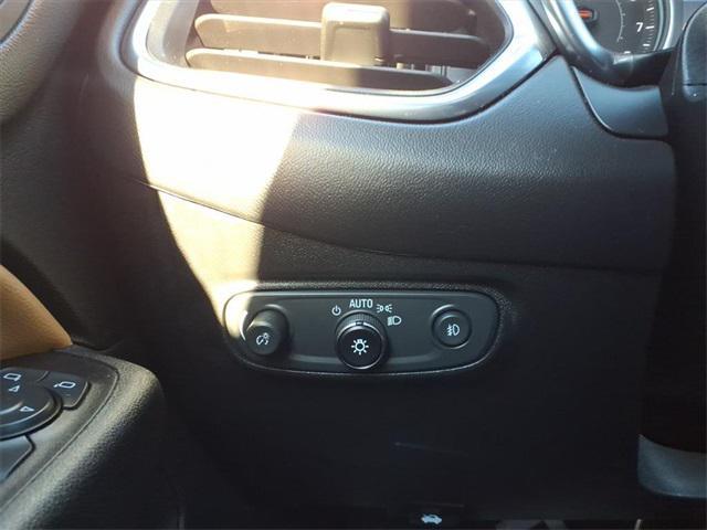 used 2021 Chevrolet Equinox car, priced at $18,600