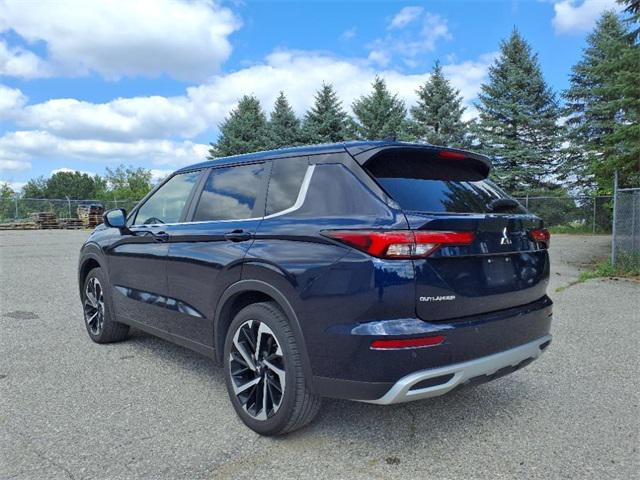 used 2024 Mitsubishi Outlander car, priced at $26,209