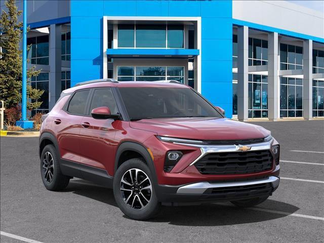 new 2025 Chevrolet TrailBlazer car, priced at $27,017