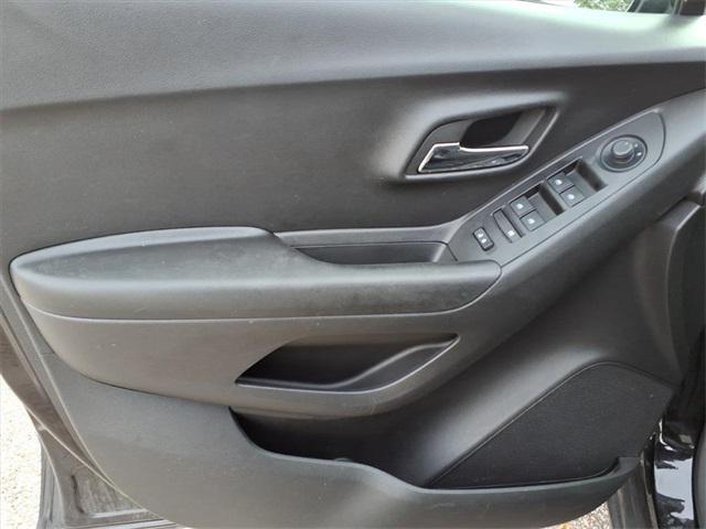 used 2022 Chevrolet Trax car, priced at $17,589