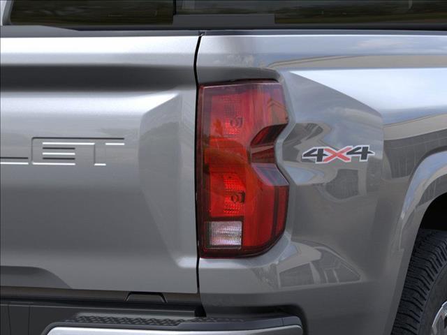 new 2025 Chevrolet Colorado car, priced at $40,050