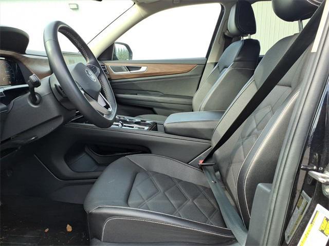 used 2024 Volkswagen Atlas car, priced at $29,995
