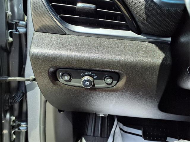 used 2019 Chevrolet Traverse car, priced at $18,327