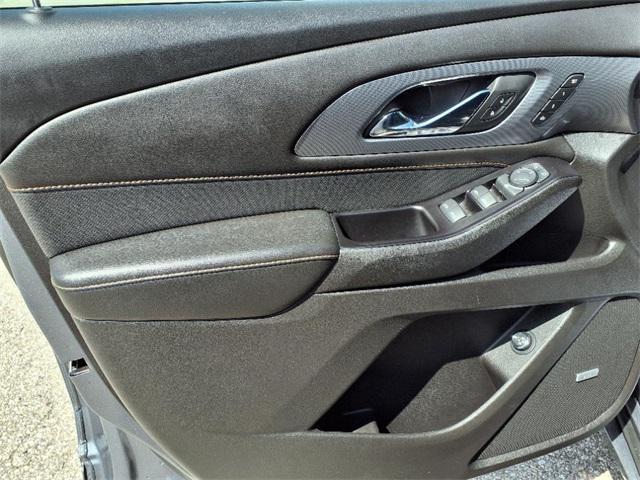 used 2019 Chevrolet Traverse car, priced at $18,327