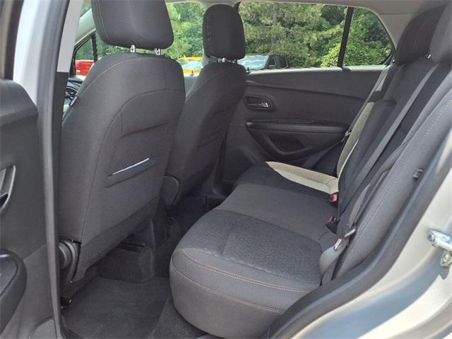 used 2022 Chevrolet Trax car, priced at $19,003