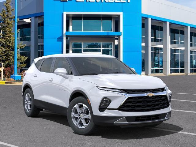 new 2025 Chevrolet Blazer car, priced at $34,116