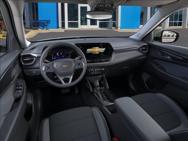 new 2025 Chevrolet TrailBlazer car, priced at $27,036