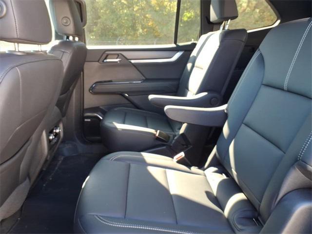 used 2024 GMC Acadia car, priced at $36,886