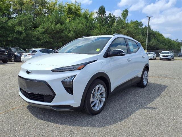 used 2022 Chevrolet Bolt EUV car, priced at $23,100