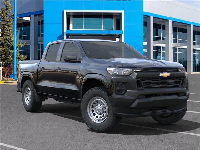 new 2025 Chevrolet Colorado car, priced at $32,700