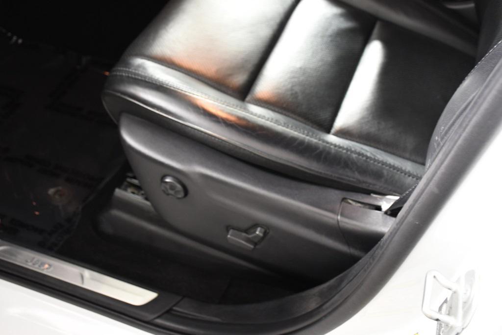 used 2021 Jeep Grand Cherokee car, priced at $22,985