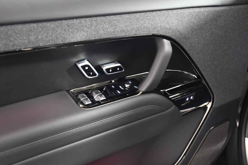 new 2025 Land Rover Range Rover Sport car, priced at $116,755