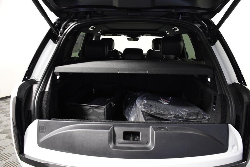 new 2025 Land Rover Range Rover car, priced at $154,560
