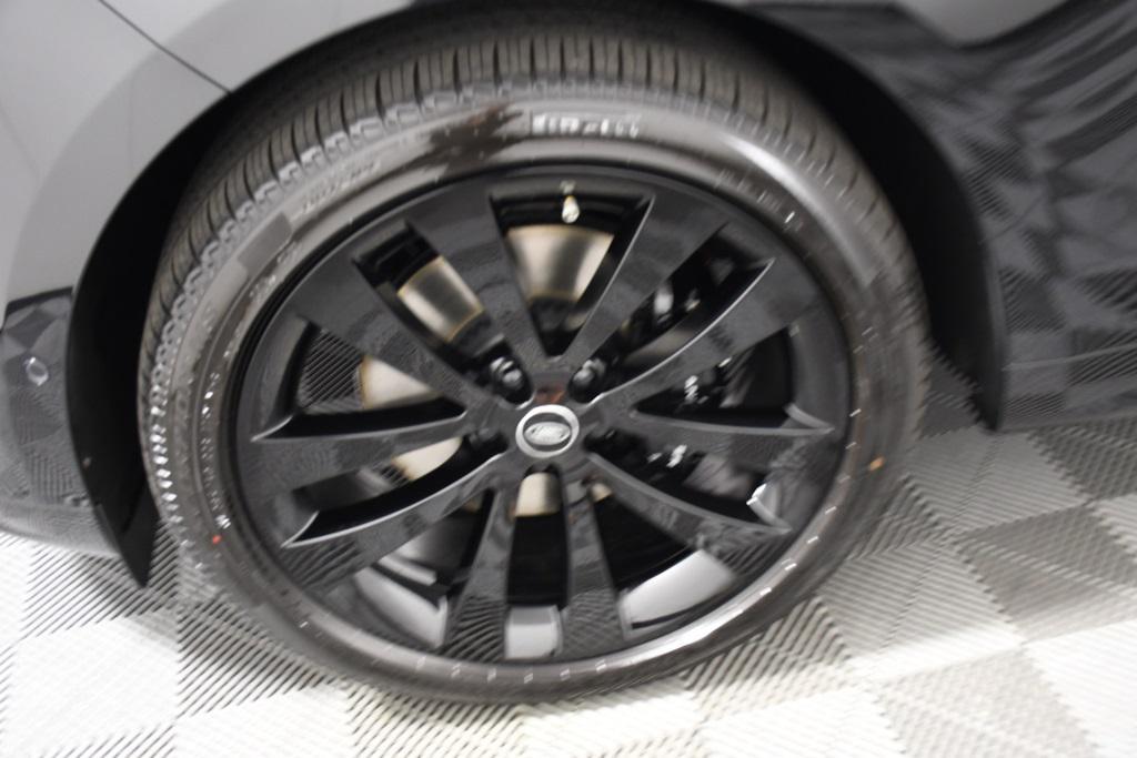 new 2025 Land Rover Range Rover Sport car, priced at $105,891
