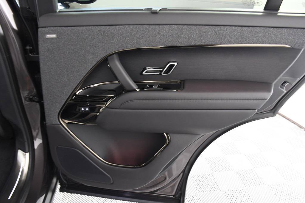 new 2025 Land Rover Range Rover Sport car, priced at $111,775