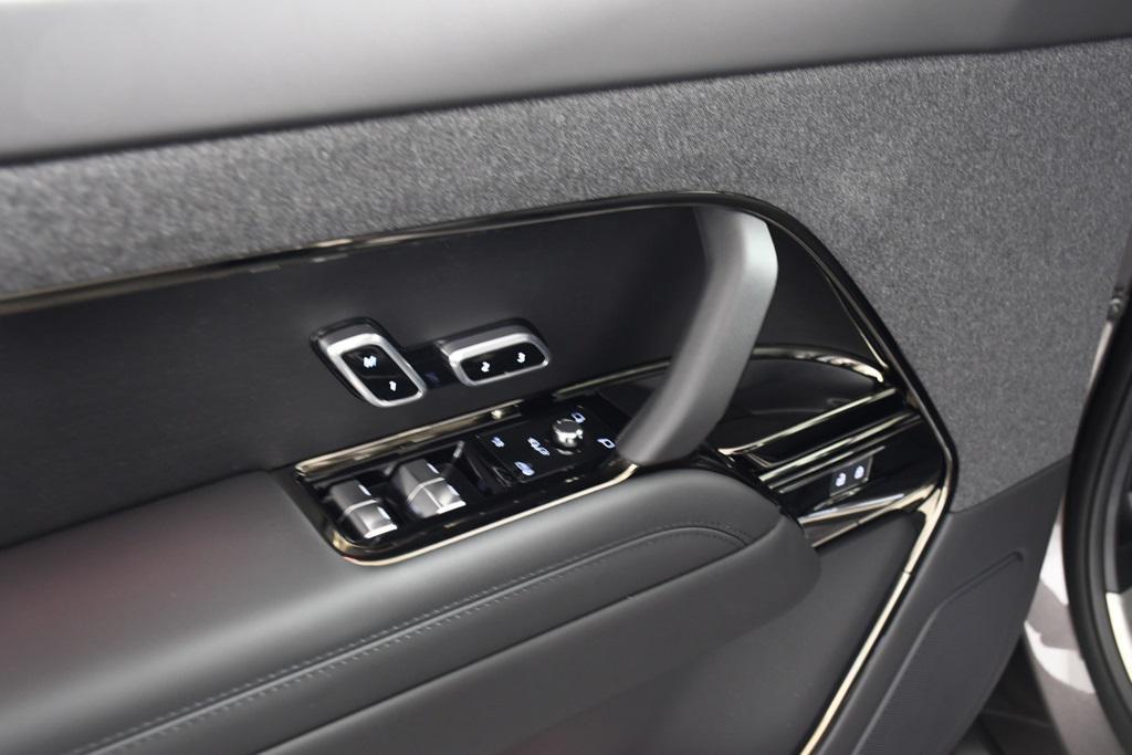 new 2025 Land Rover Range Rover Sport car, priced at $111,775
