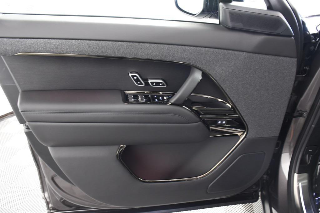 new 2025 Land Rover Range Rover Sport car, priced at $111,775
