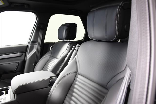 new 2025 Land Rover Discovery car, priced at $72,838