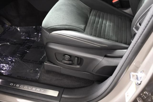 used 2024 Land Rover Discovery car, priced at $46,899