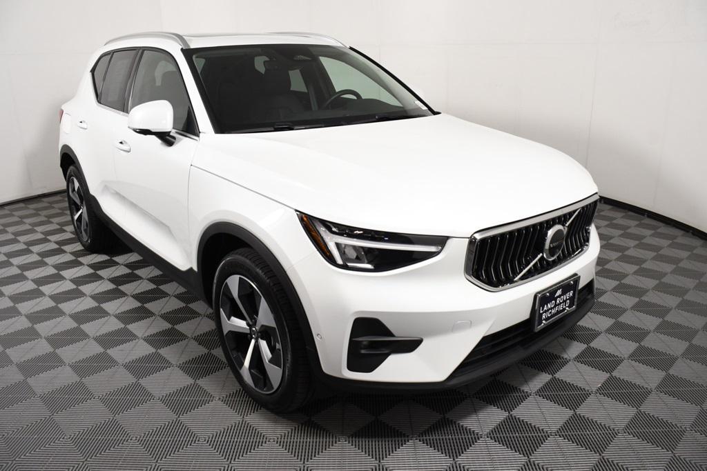 used 2025 Volvo XC40 car, priced at $34,486