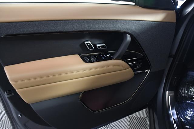 new 2025 Land Rover Range Rover Sport car, priced at $95,715