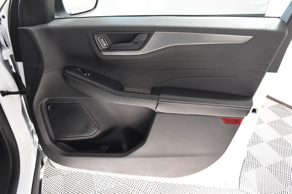 used 2024 Ford Escape car, priced at $25,978