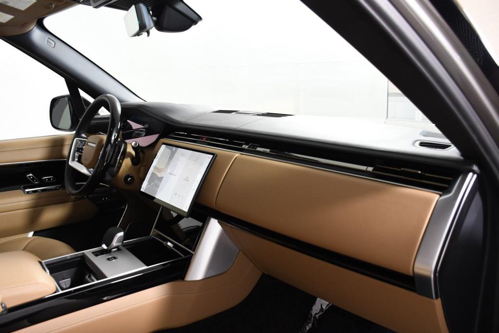 new 2025 Land Rover Range Rover car, priced at $165,775