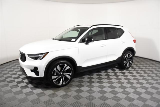 used 2025 Volvo XC40 car, priced at $33,899