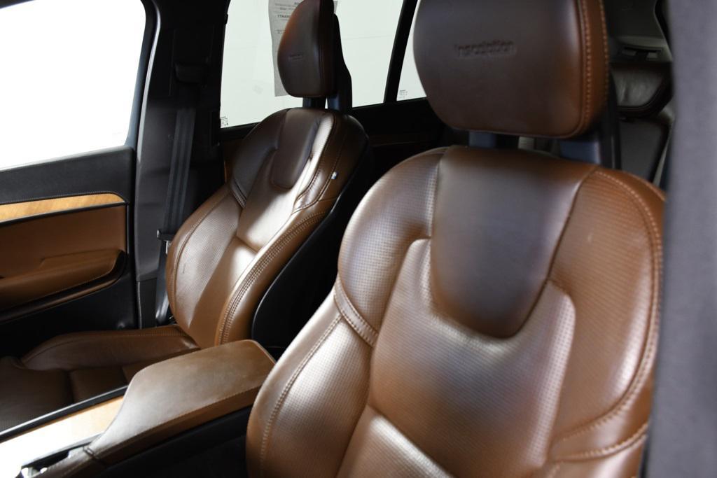 used 2020 Volvo XC90 car, priced at $27,998