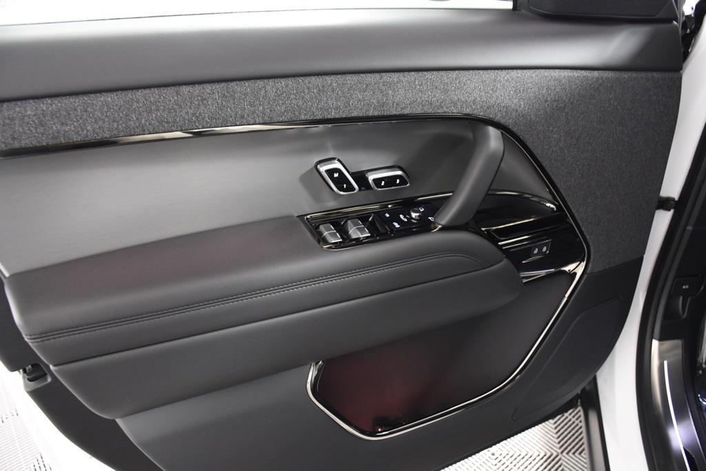 new 2025 Land Rover Range Rover Sport car, priced at $83,935