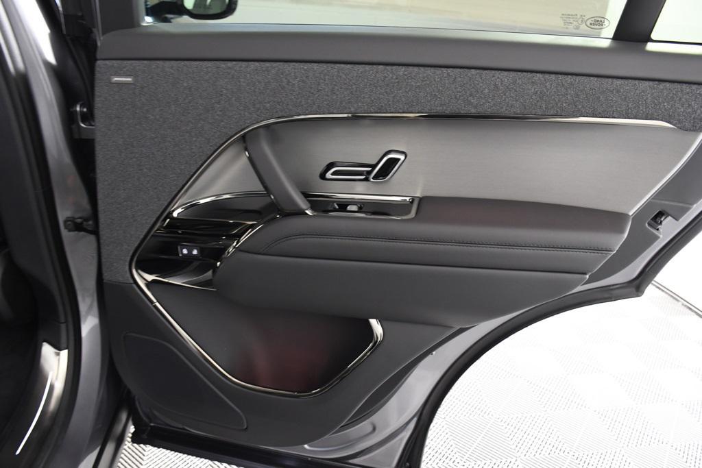 new 2025 Land Rover Range Rover Sport car, priced at $92,981