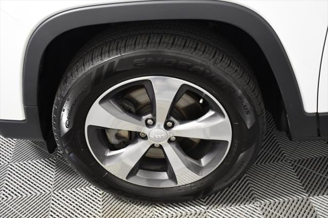 used 2019 Jeep Cherokee car, priced at $16,499
