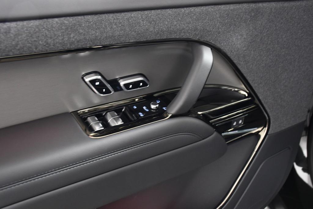 new 2025 Land Rover Range Rover Sport car, priced at $91,180